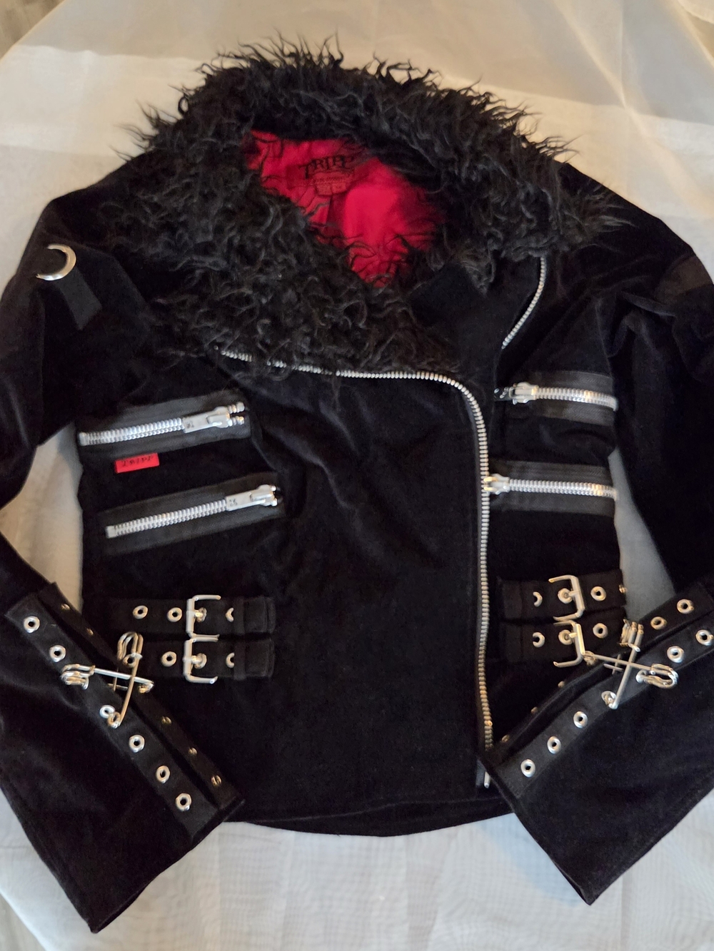Like NEW Tripp NYC Zip Moto Jacket Asymmetric Black Red Lining Plush Faux Fur, M